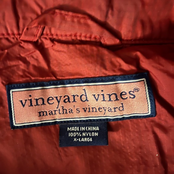 Vineyard Vines Maroon Rain Coat Men’s XL - Picture 3 of 4